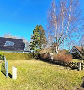 Property grounds - Cozy vacation apartment for up to 5 people - ideal for a relaxing vacation (Zingst)