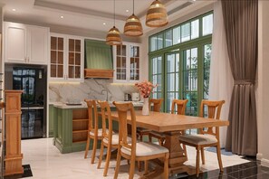 Deluxe Villa, City View | Dining - P817 Elite Tropical Residence (An Thoi)