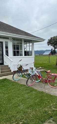 Ferndale Farmhouse Retreat