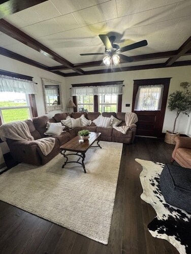 Ferndale Farmhouse Retreat