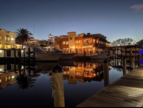 Charming 2-bedroom condo in SUPERB Orange Beach!