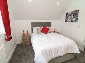 3 Schlafzimmer, individuell dekoriert, individuell eingerichtet