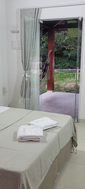 Chalet luxueux, lanai, vue sur le jardin