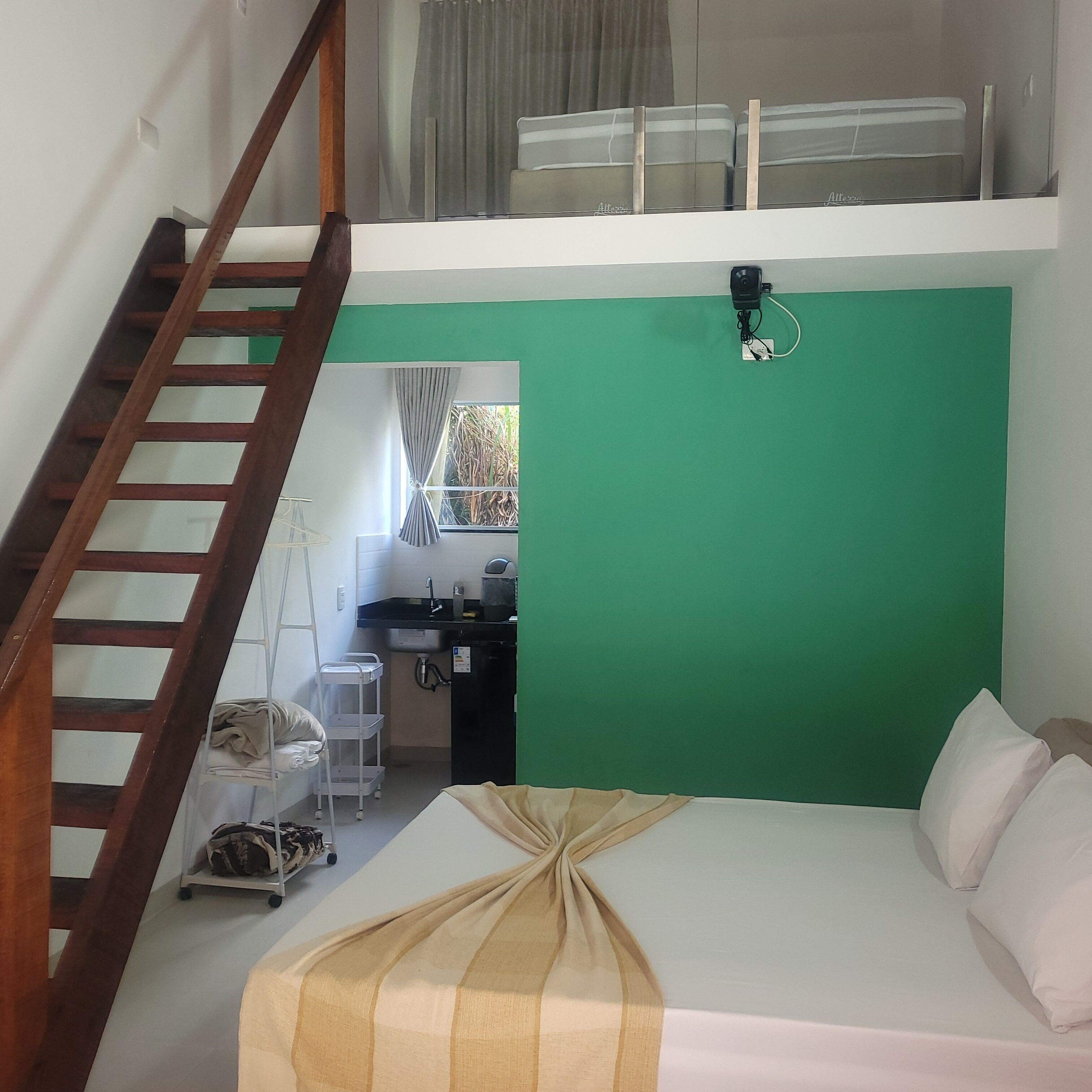 Chalé, várias camas, varanda coberta, vista para o jardim | Roupas de cama premium