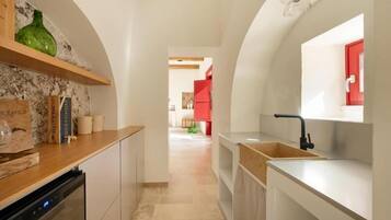 Villa - terrasse - udsigt til have | Privat køkken