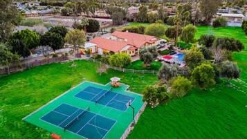 Terrain de sport