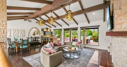 20 Beds, 2 Pickleball Courts, Basketball, 4 Acres,
Gym and Gameroom