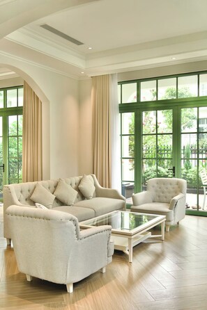 Vila Mewah, pemandangan kota | Area keluarga