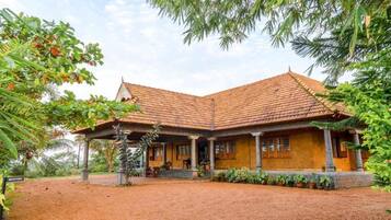 Superior Room | Exterior