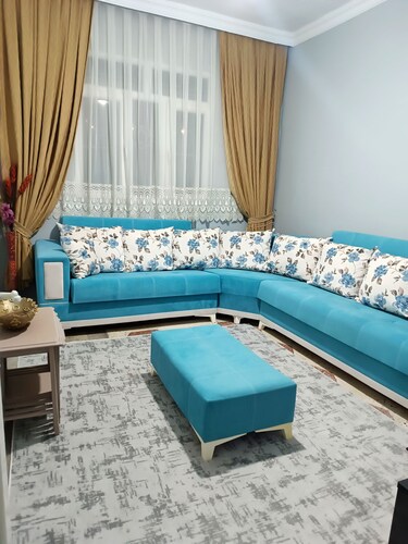 Cozy 2-bedroom house in tranquil Mardin with AC