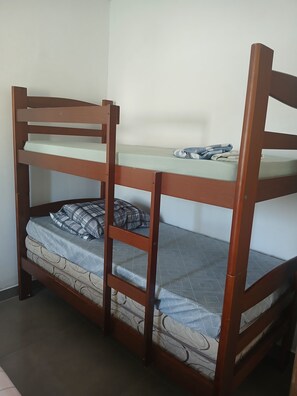 1 bedroom, Internet, bed sheets - House on the beach in Peruíbe (Peruíbe)