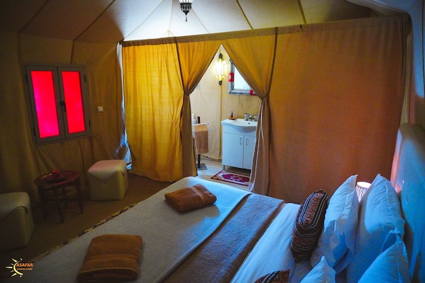 Bathroom - Merzouga Desert Camp (Merzouga)