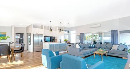 Amazing Beach Views and Location