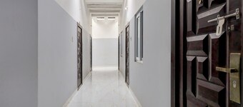 提魯瓦魯巴士終點站飯店