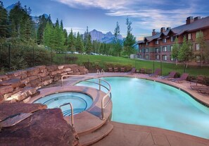 Indoor pool, outdoor pool