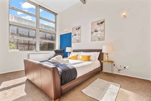 1 habitación, tabla de planchar con plancha, wifi y ropa de cama 