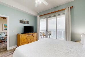 Iron/ironing board, WiFi, bed sheets - Gulf Front with sweeping views from 20th floor (Panama City Beach)