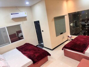 Room - Hotel shrim nx (Ujjain)