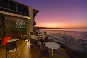 Outdoor dining - First floor studio with sea view (Las Palmas de Gran Canaria)