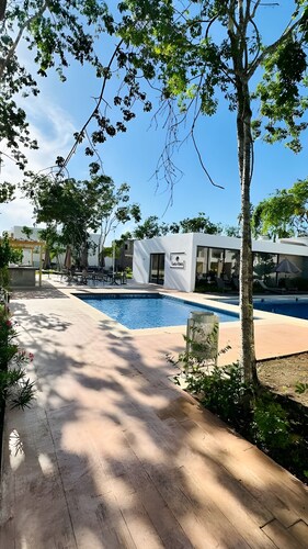 Private House with Pool for a Perfect Getaway
