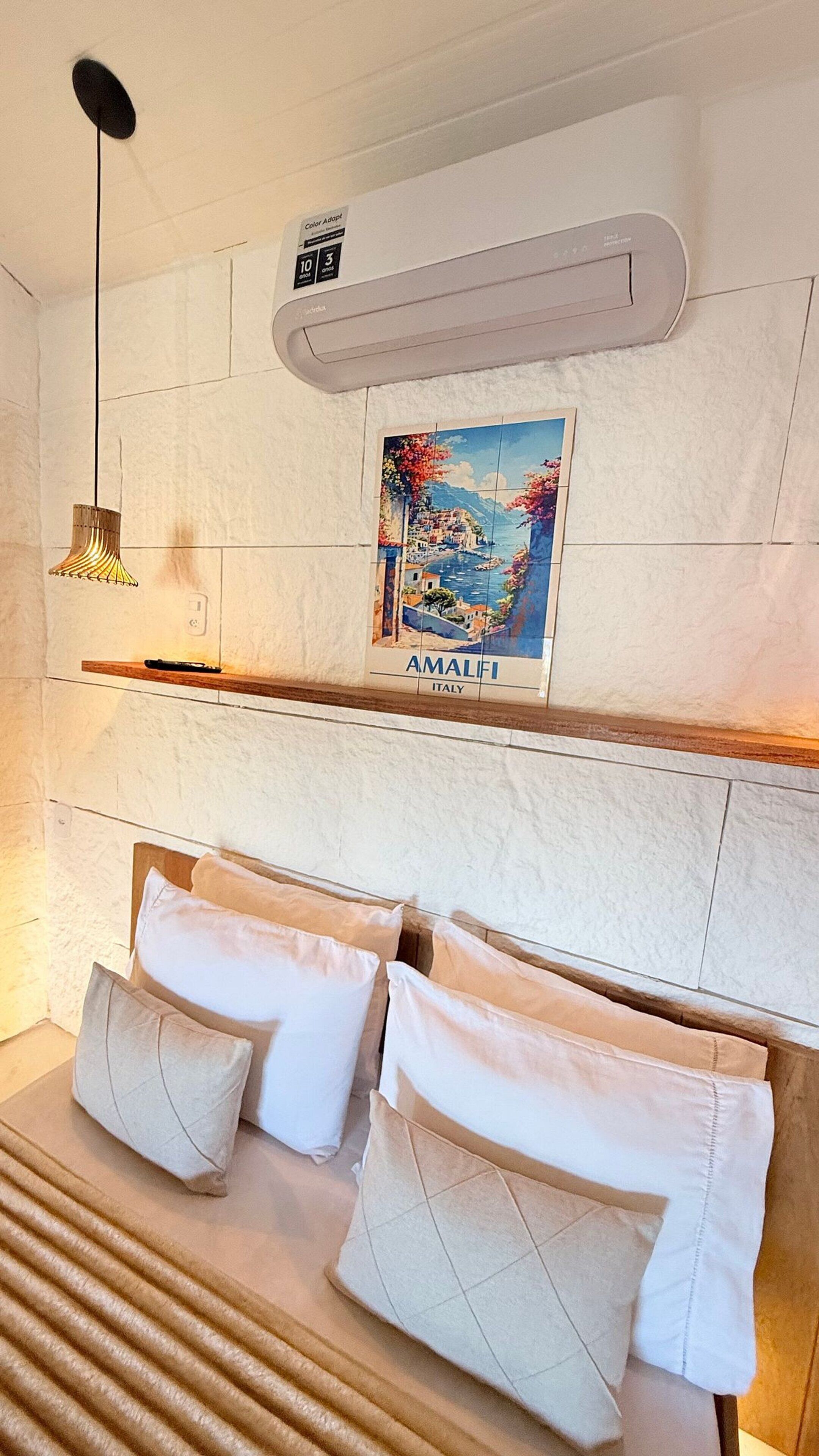 Suite | Interior