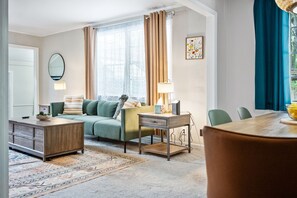 TV connectée, jeux vidéo, table de tennis de table