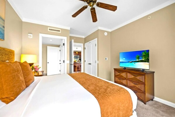 Front of property - Honua Kai 4 Free Cars KBM Resorts Extra Large Corner Suite! 4 Units, 9 Bedrooms HK Ml-3875 (Kaanapali)