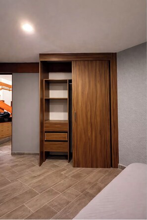 Room - BOWRA SUITE FIORI, CONSULATE AREA (Zapopan)