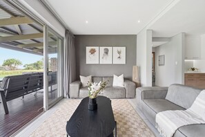 TV - Simbithi Estate Escape | 4xBed | Air-conditioned (Dolphin Coast)