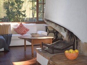 TV, fireplace - Casa El Jardí de Tamariu (Tamariu)