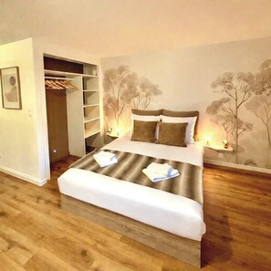 1 bedroom, desk, bed sheets - FLOK Horizon - Studio Premium, Lake and Nature (Malbuisson)