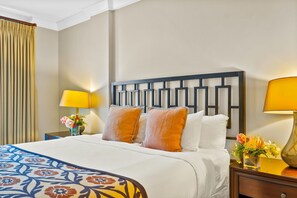 Iron/ironing board, travel cot, WiFi, bed sheets - Honua Kai | 3 FREE Rental Cars | KBM Resorts | Grand Suite | 3 Units, 6 Bedrooms | HK ML-2708 (Lahaina)
