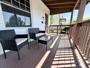 Terrace/patio - Charming 3 BR 2 bath home 10 minutes to downtown (Pittsburgh)