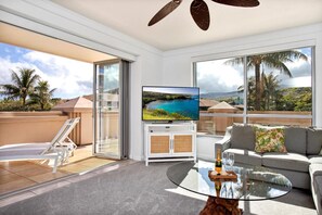 Front of property - Honua Kai 3 Free Rental Cars KBM Resorts Extra-large Corner Suite 3 Units, 5 Bedrooms HK Ml-2789 (Kaanapali)