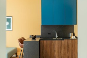 Deluxe appartement, balkon, uitzicht op stad | Interieur