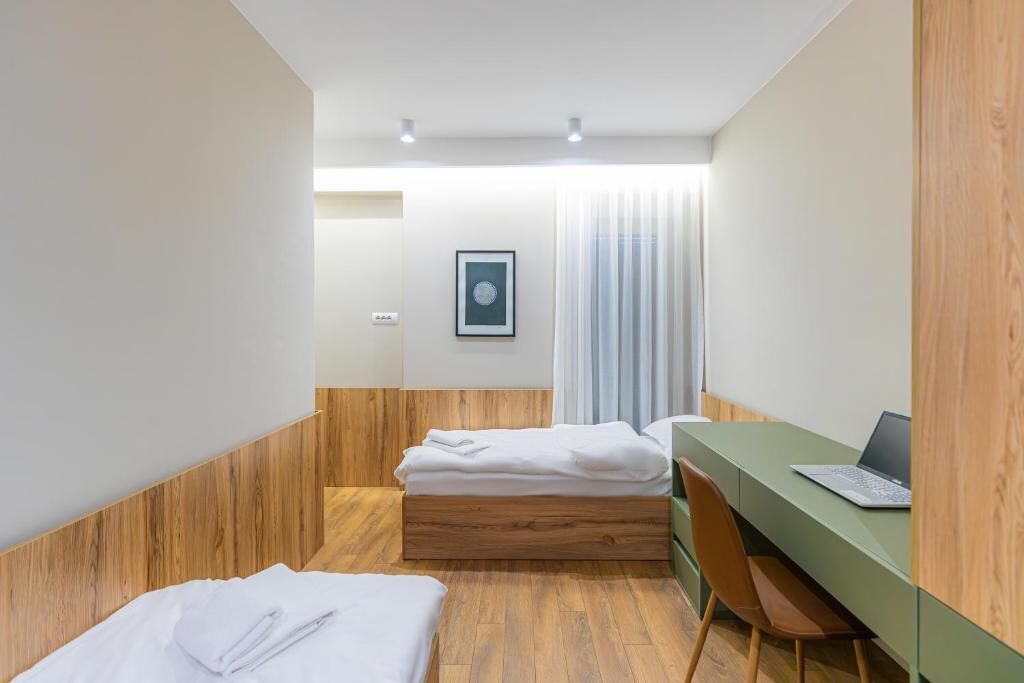 Luxe appartement, balkon, uitzicht op stad