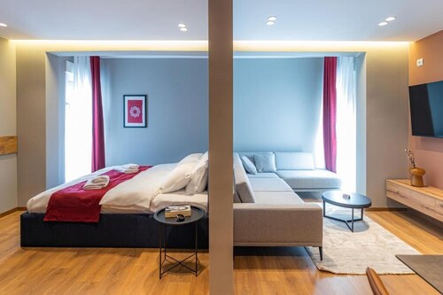 Prado Apartments