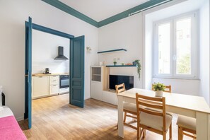 Dining - VATICAN COZY APARTMENT GIULIANA (ROMA)