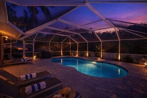 Pool - Renovated Naples Home, Heated Pool/Spa, Near 5th Ave & Beaches, High Walkability (Naples)