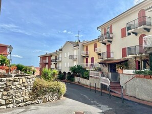 Exterior - Cozy studio apartment 500 m from the sea (San Bartolomeo al Mare)