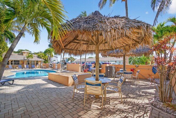Pool - Coconut Villa Suite 2 (Redington Shores)