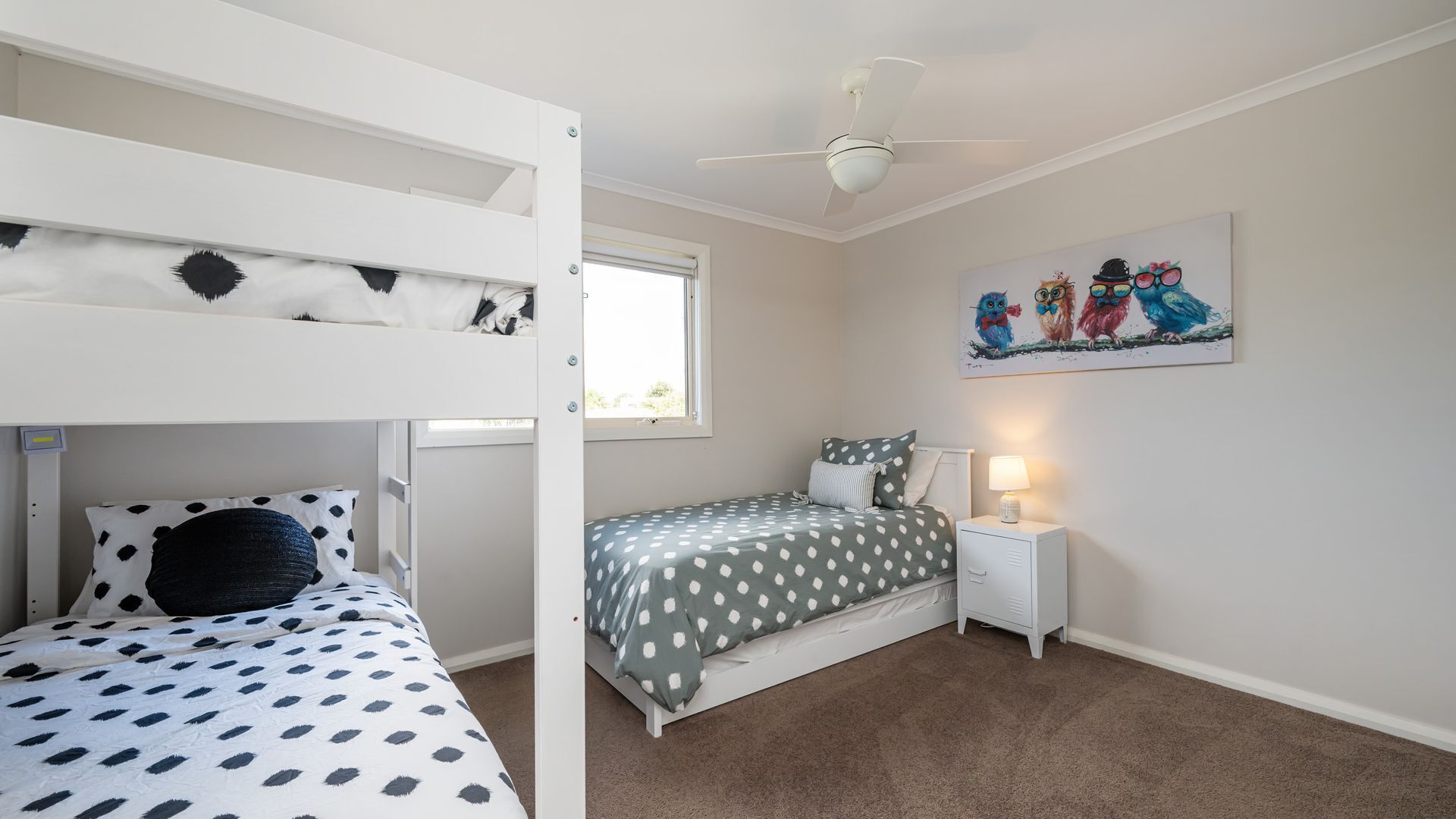 Iron/ironing board, travel cot, free WiFi, bed sheets