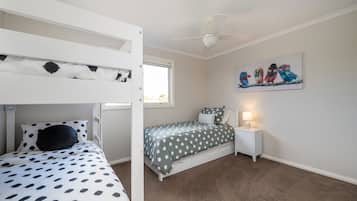Iron/ironing board, travel cot, free WiFi, bed sheets