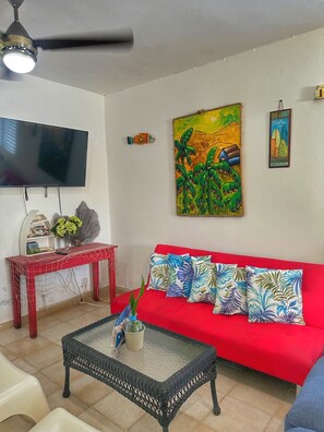 Living area - PlayaBonitaLasTerrenas+WiFi+TV+A/c+3BEDROOMS+6BEDS+14Pax (Las Terrenas)