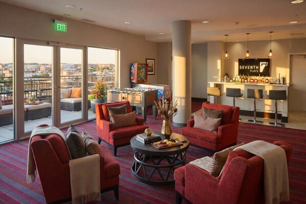 Standard Apartment, 1 Bedroom | Living area