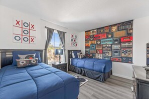 House, Multiple Beds, Pool Access, Pool View (Magical & Cozy Disney Retreat) - Magical & Cozy Disney Retreat at Regal Palms Resort (Davenport)