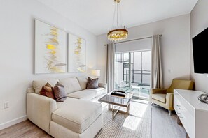 House, Multiple Beds, Pool Access, Pool View (Azur Resort 609) | Living area - Dog-friendly Townhouse With Private Pool, Screened Lanai, Washer/dryer (Davenport)