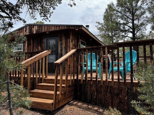 Celestial grandeur awaits you at Singing Nail Cabin Santa Fe National Forest