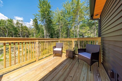 1 BR Peaceful Loft in Ellsworth! [Sable Loft]
