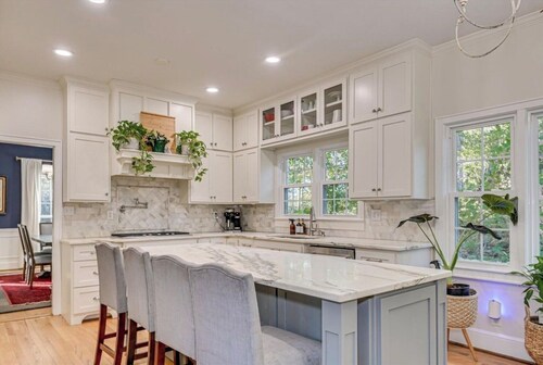 Luxury Master's Rental - Prime Augusta Location